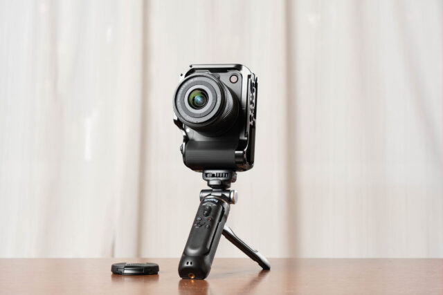 SmallRig Cage Kit for Canon EOS R50 V + Smallrig SR-RG2 4551