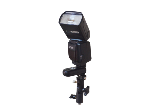 NEEWER TT560+YONGNUOのラジオスレーブRF603II