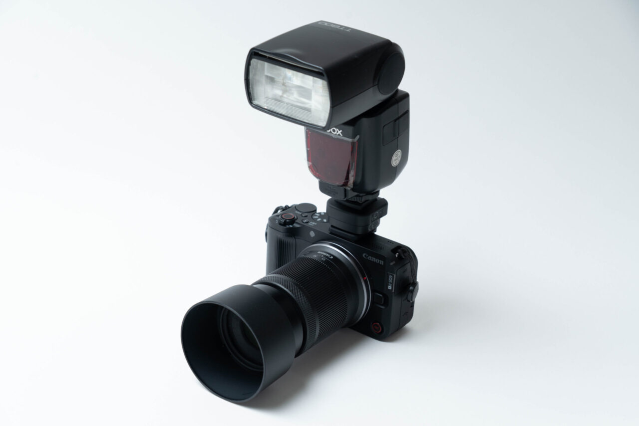 EOS R50 V + Godox TT600